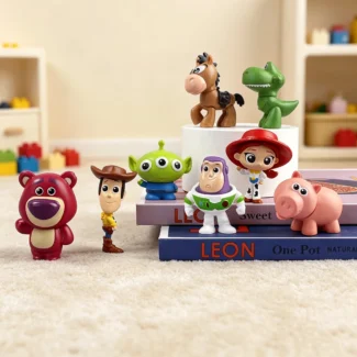 Toy Chest Crew Figure Set